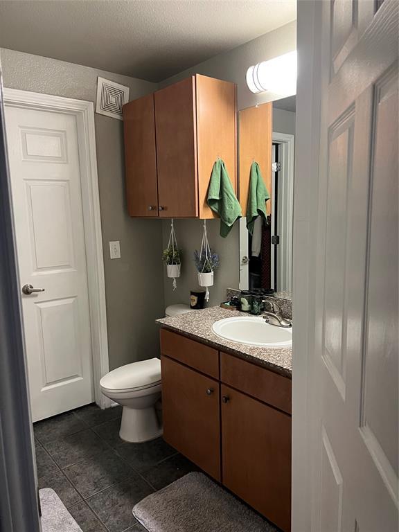 2502 Leon St # 303, Austin, TX 78705