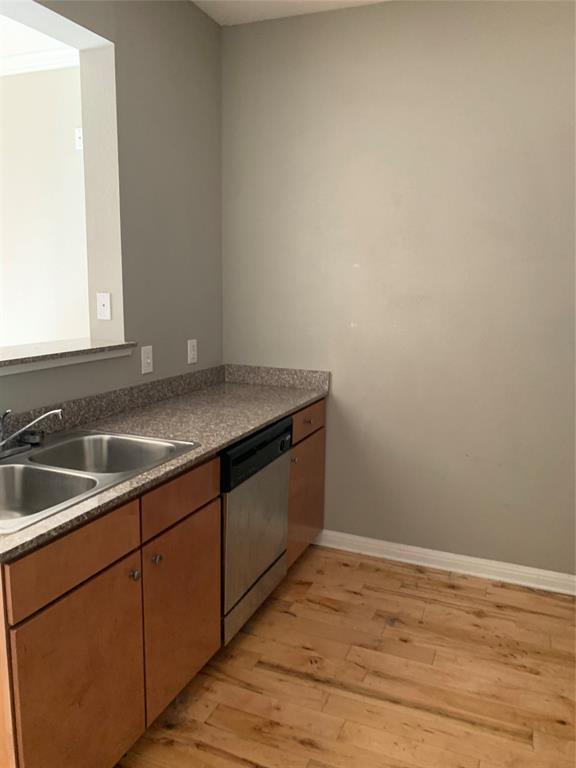 2502 Leon St # 303, Austin, TX 78705