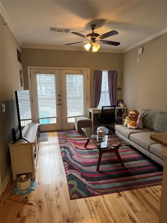 2502 Leon St # 303, Austin, TX 78705