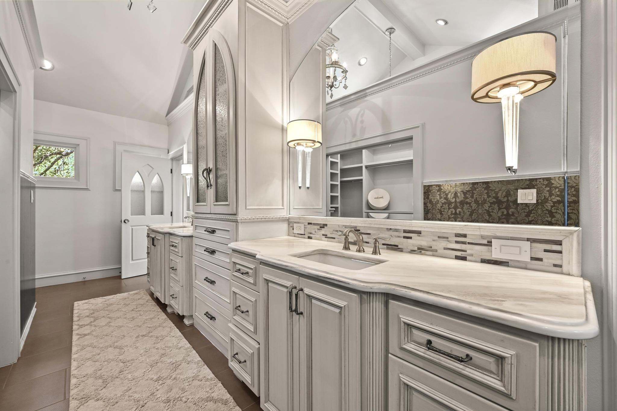 4207 Bennedict Ln, Austin, TX 78746