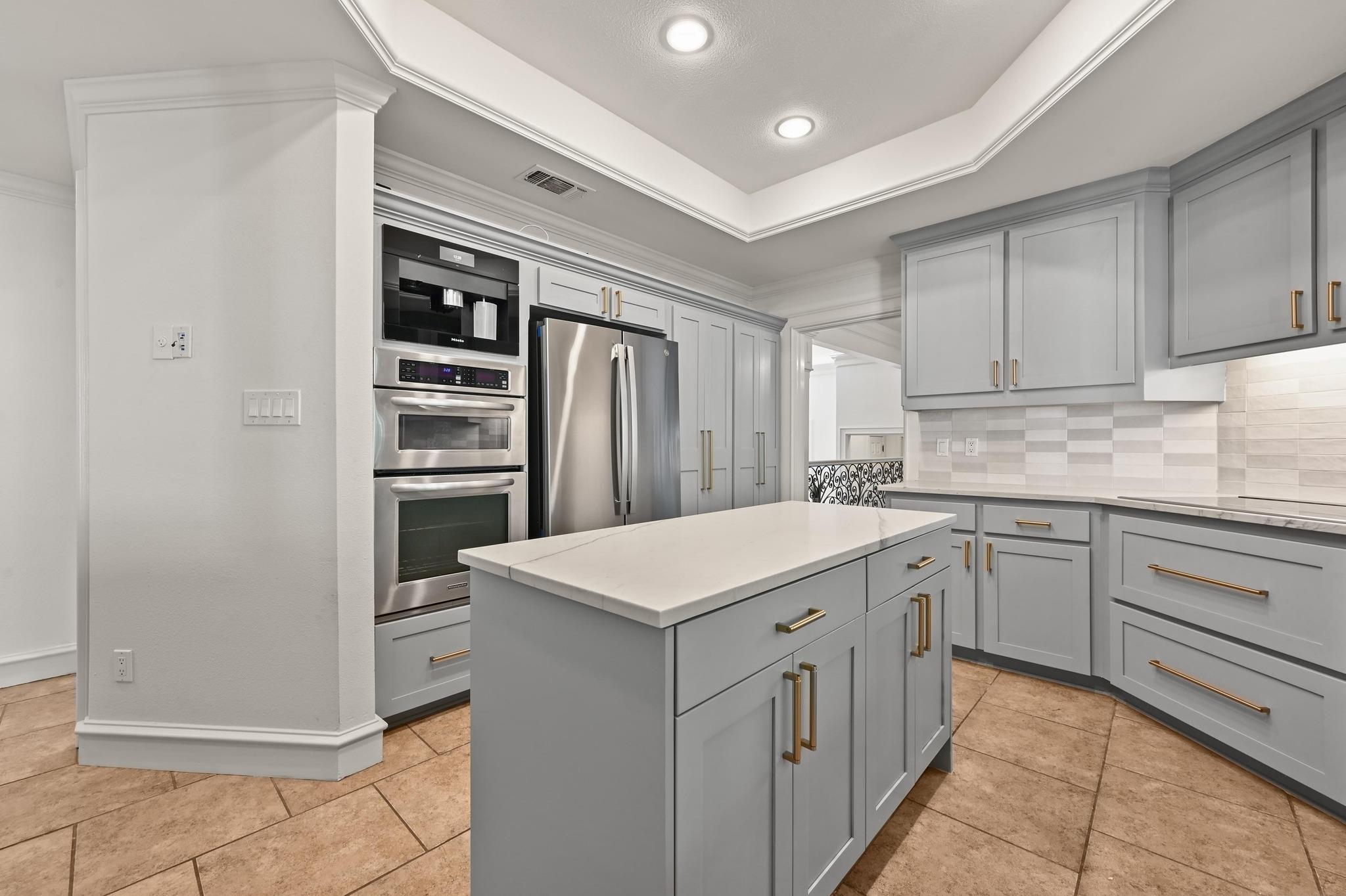 4207 Bennedict Ln, Austin, TX 78746