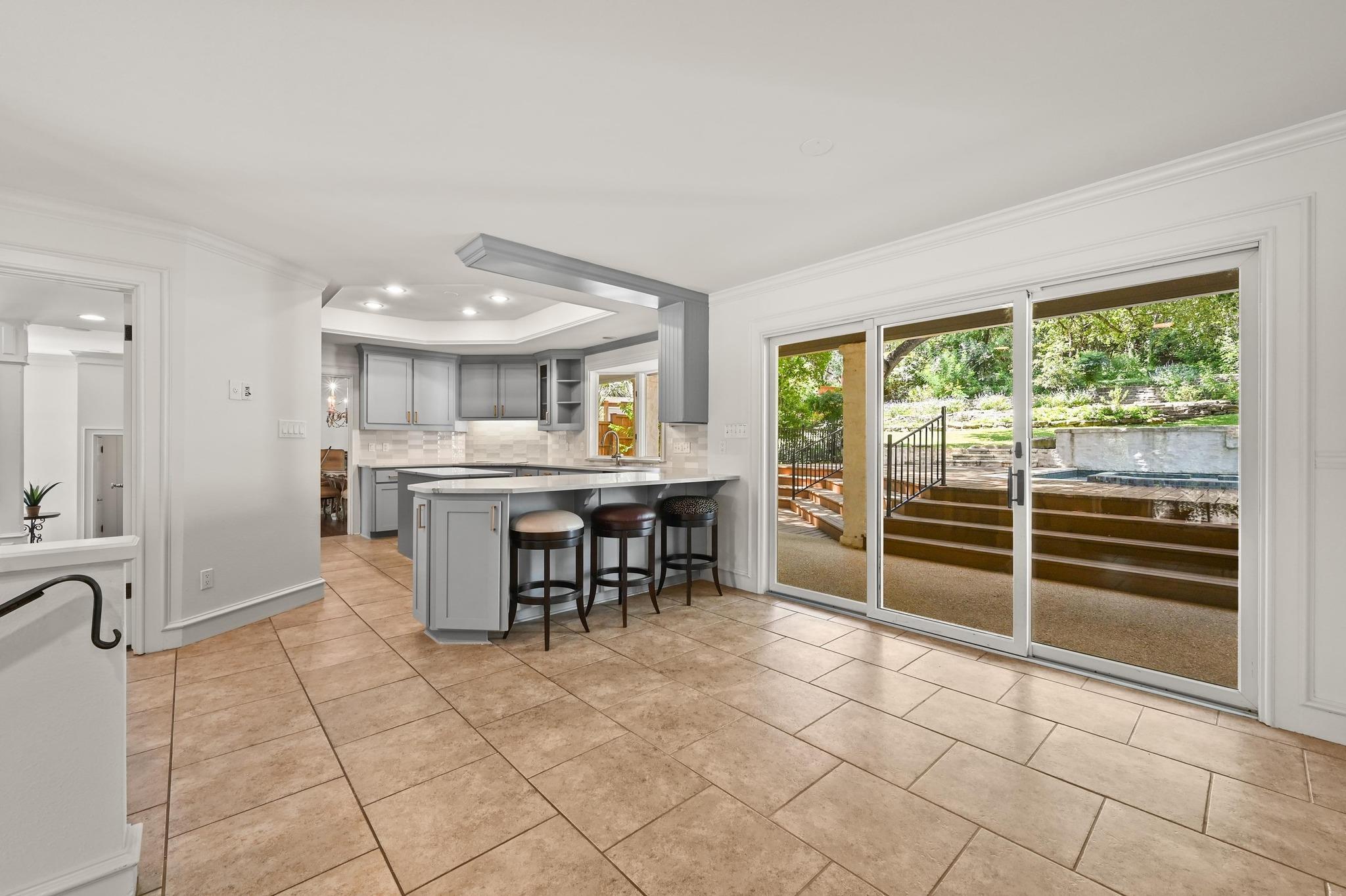 4207 Bennedict Ln, Austin, TX 78746