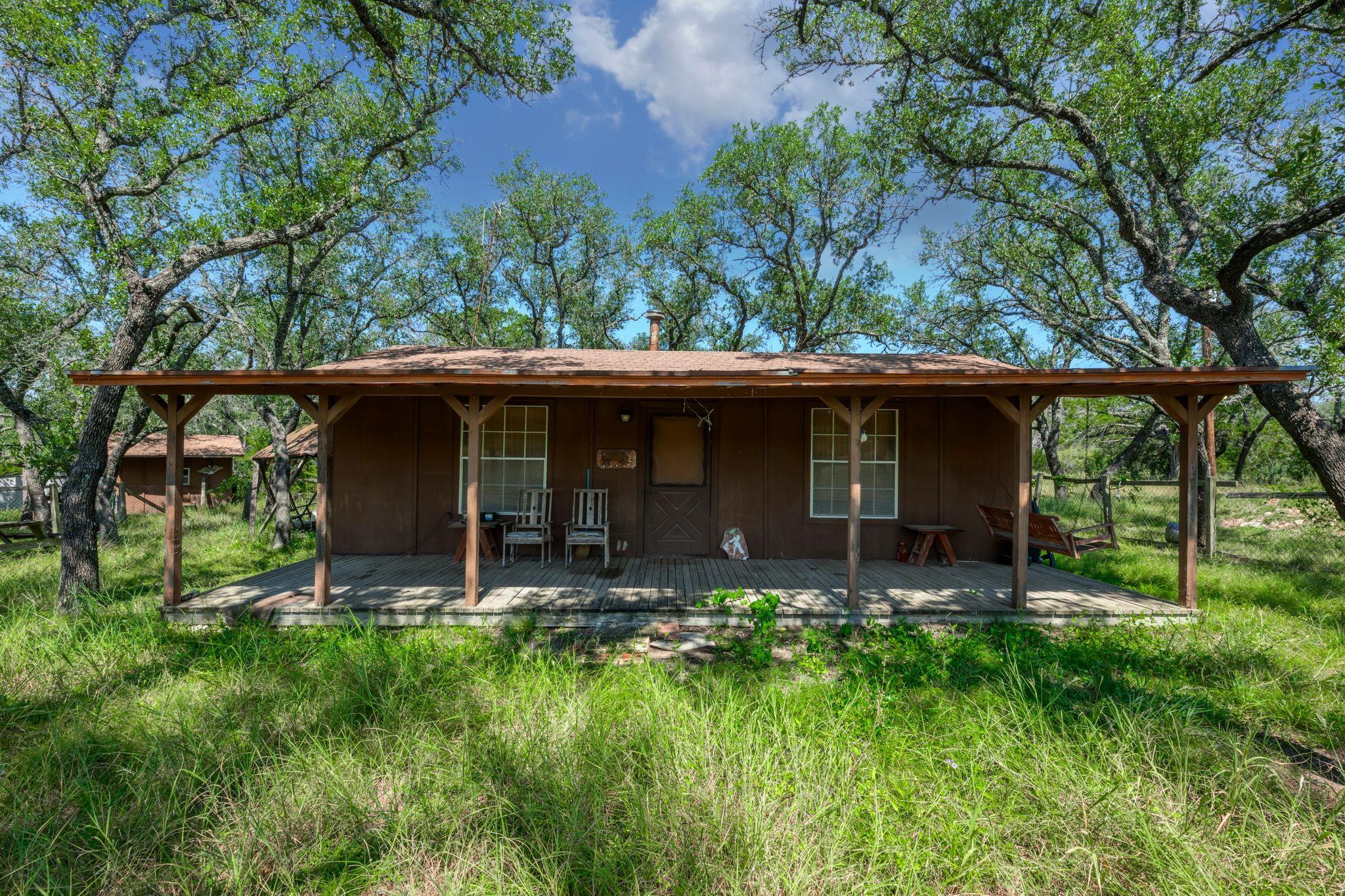 807 County Road 420, Spicewood, TX 78669