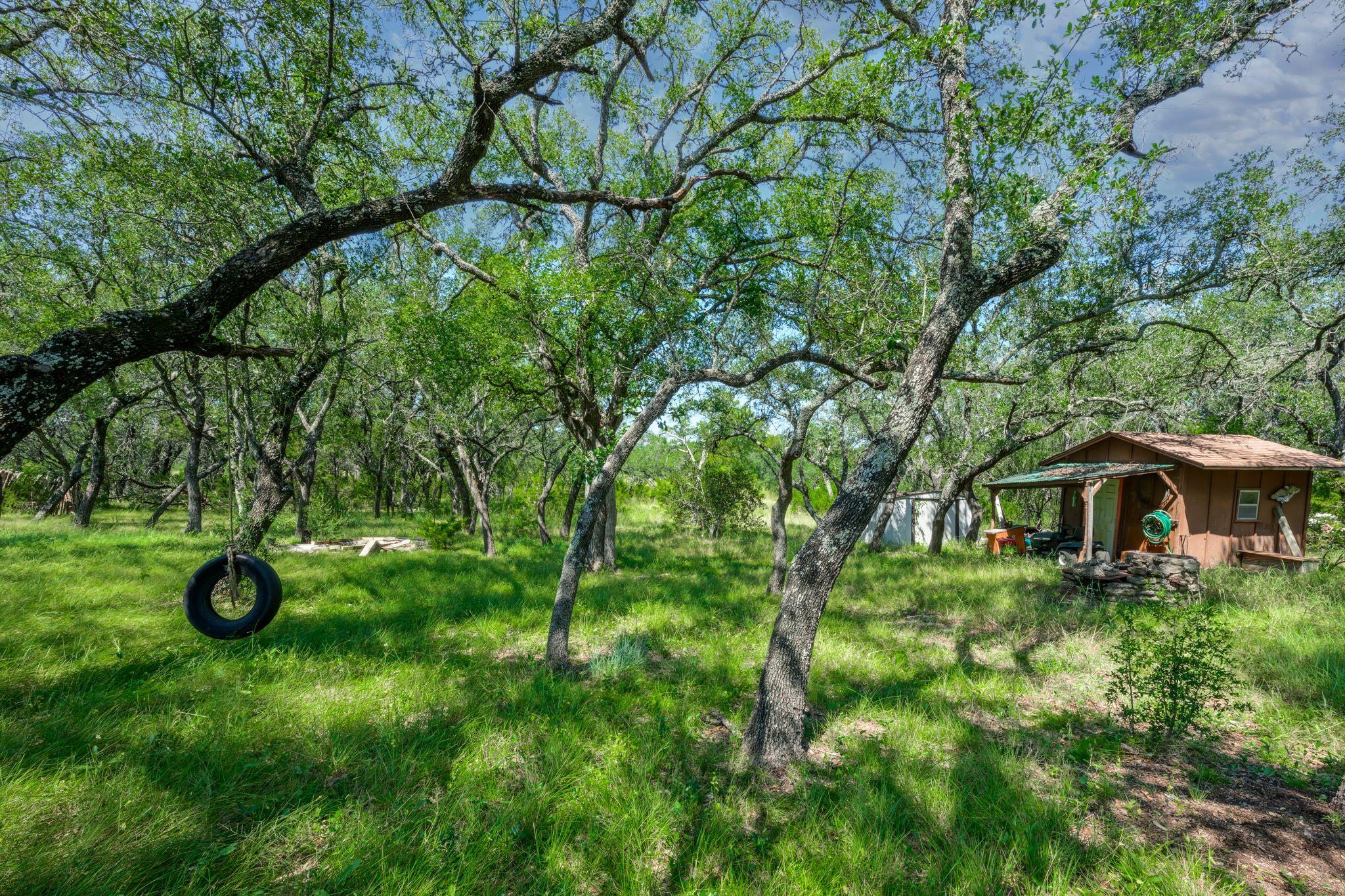 807 County Road 420, Spicewood, TX 78669
