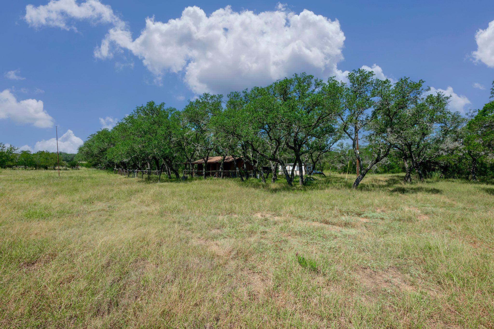 807 County Road 420, Spicewood, TX 78669