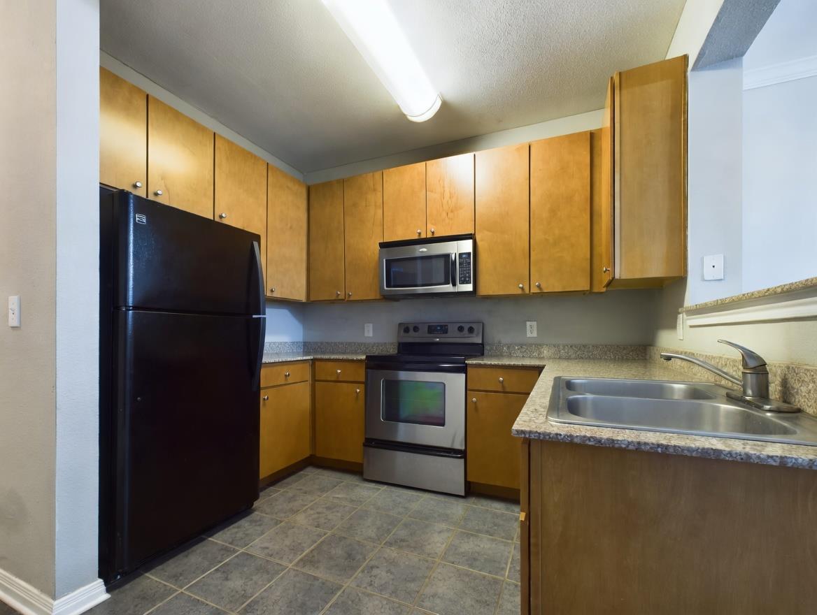 2502 Leon St # 100, Austin, TX 78705