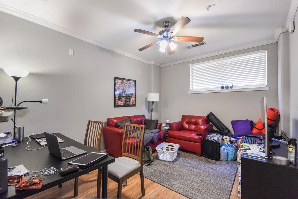 2502 Leon St # 100, Austin, TX 78705