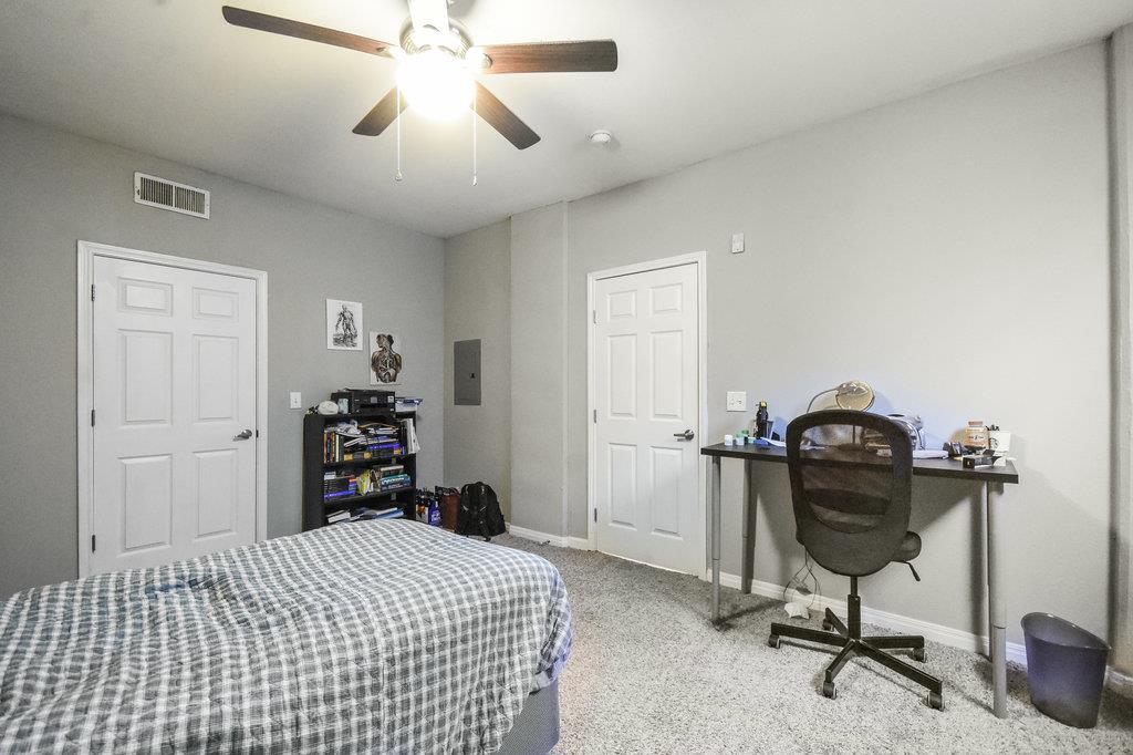 2502 Leon St # 100, Austin, TX 78705