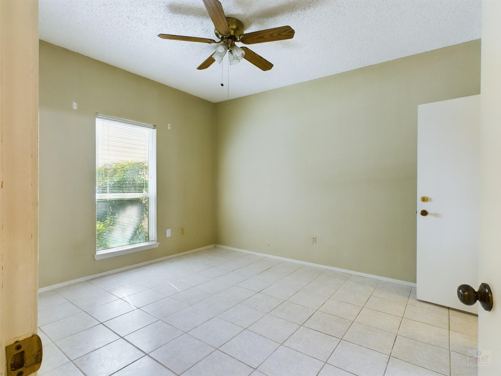 114 E 31st St # 113, Austin, TX 78705