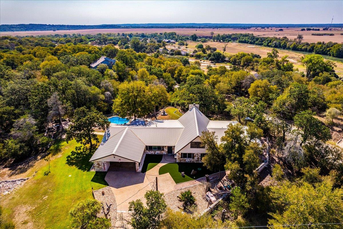 417 Akaloa Dr, Bastrop, TX 78602