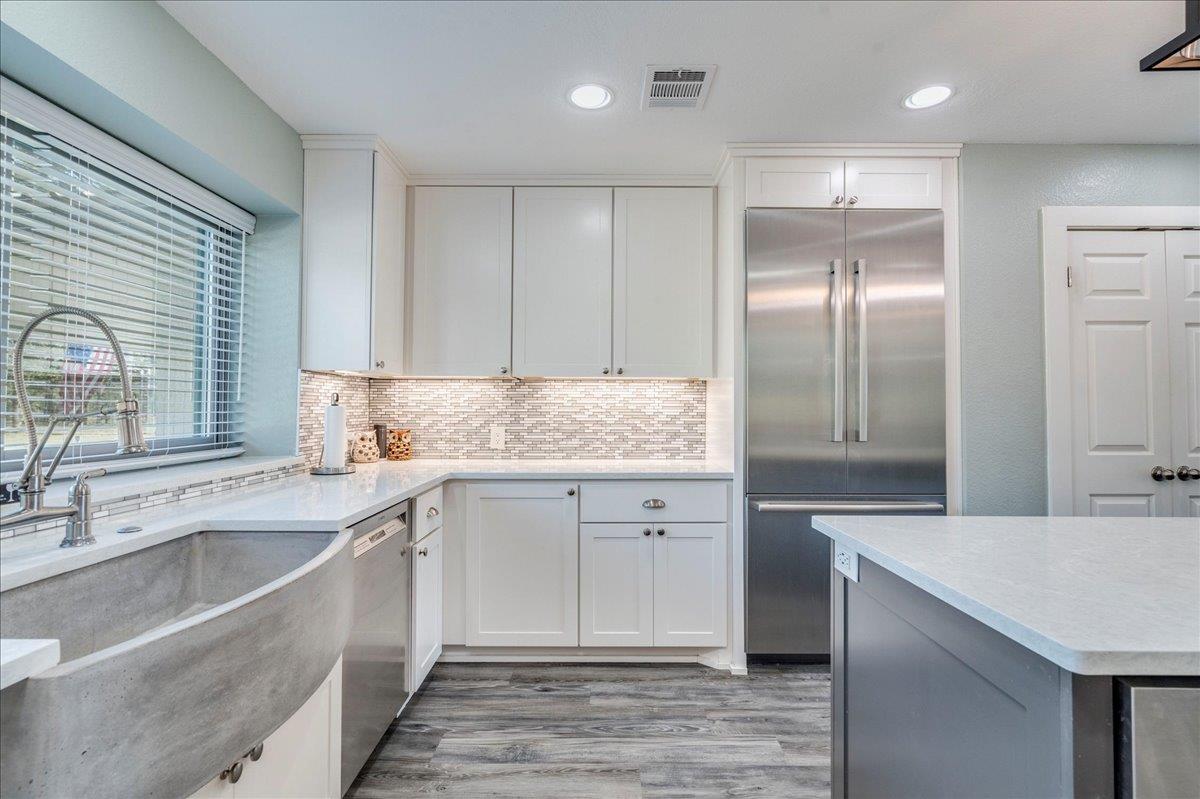 417 Akaloa Dr, Bastrop, TX 78602