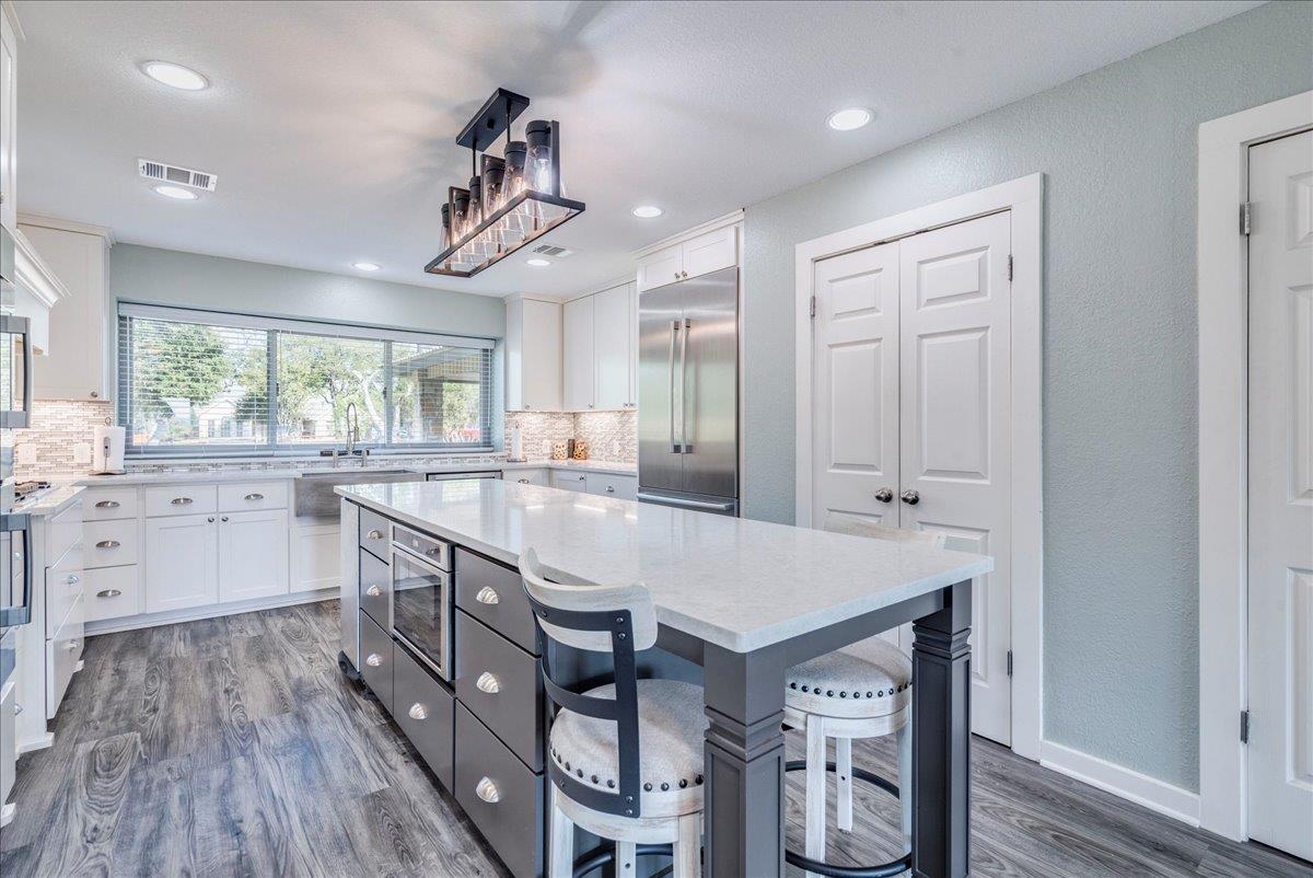 417 Akaloa Dr, Bastrop, TX 78602