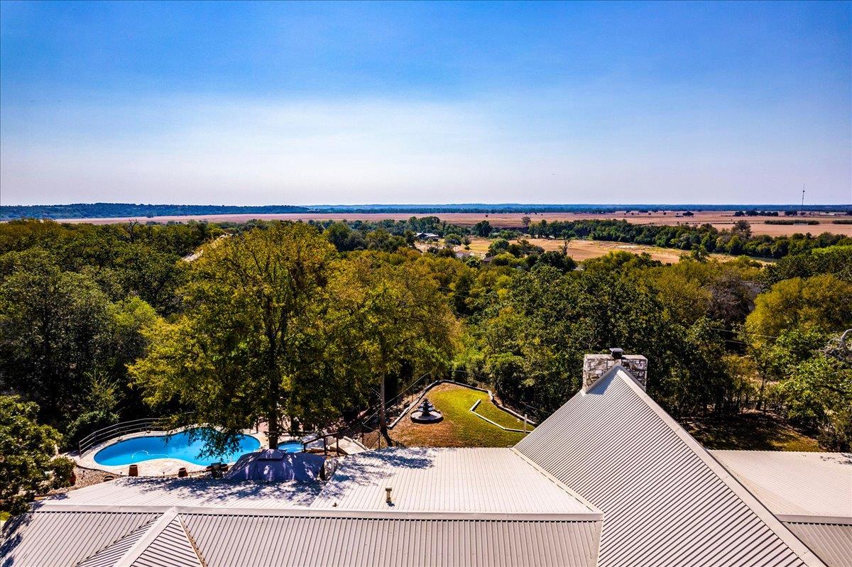 417 Akaloa Dr, Bastrop, TX 78602