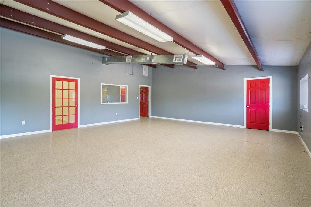 1289 E State Highway 71 Highway E # B100, Bastrop, TX 78602