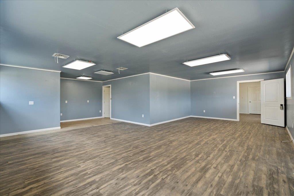 1289 E State Highway 71 Highway E # B100, Bastrop, TX 78602