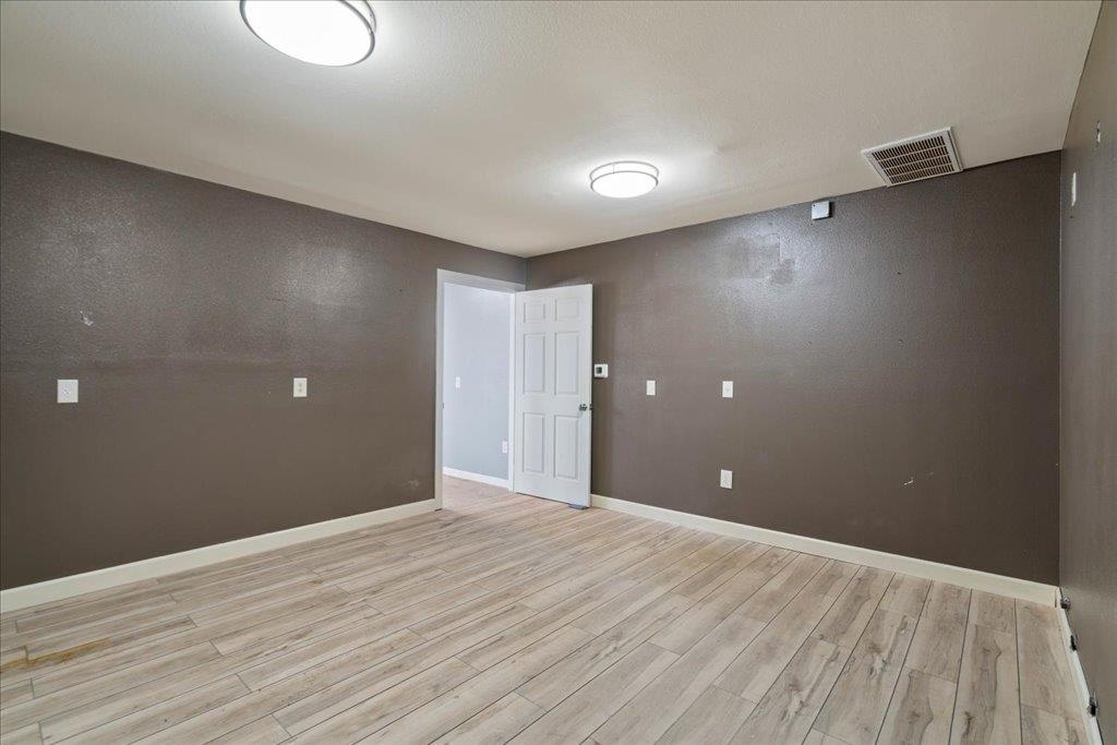 1289 E State Highway 71 Highway E # B100, Bastrop, TX 78602