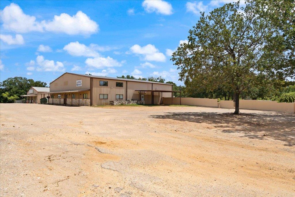 1289 E State Highway 71 Highway E # B100, Bastrop, TX 78602