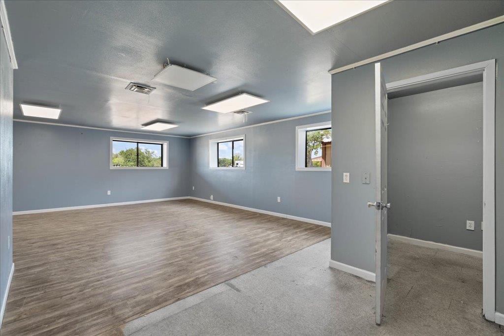 1289 E State Highway 71 Highway E # B100, Bastrop, TX 78602