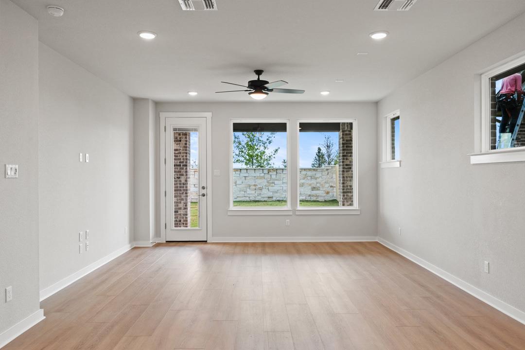 340 Brandywine Road, Hutto, TX 78634