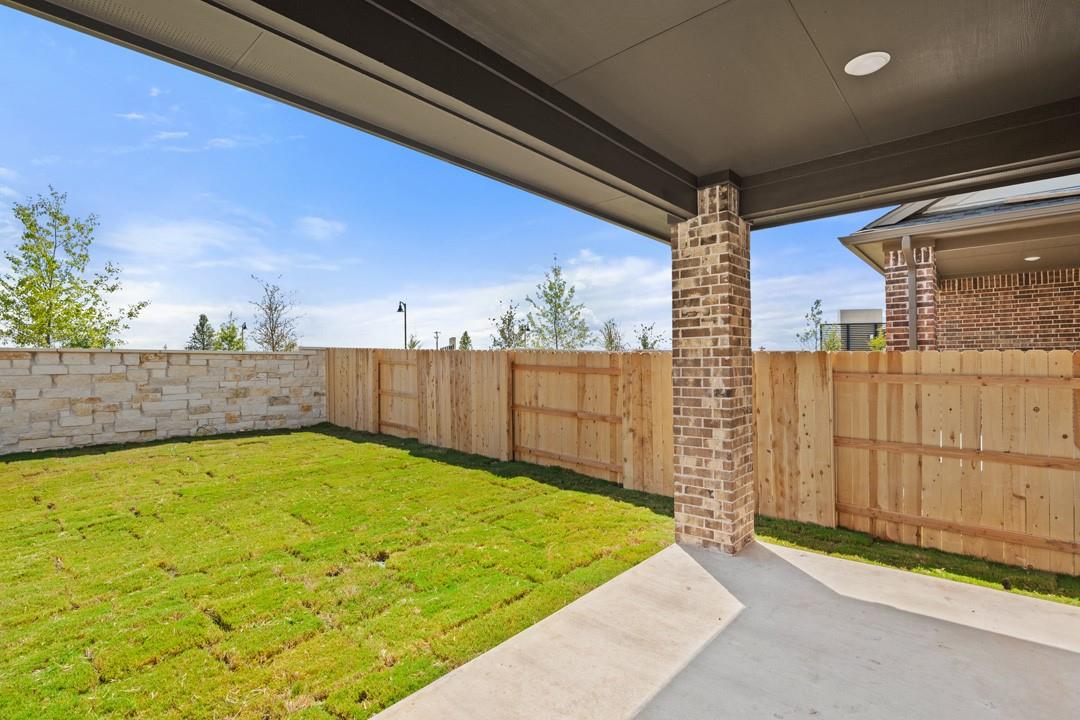 340 Brandywine Road, Hutto, TX 78634