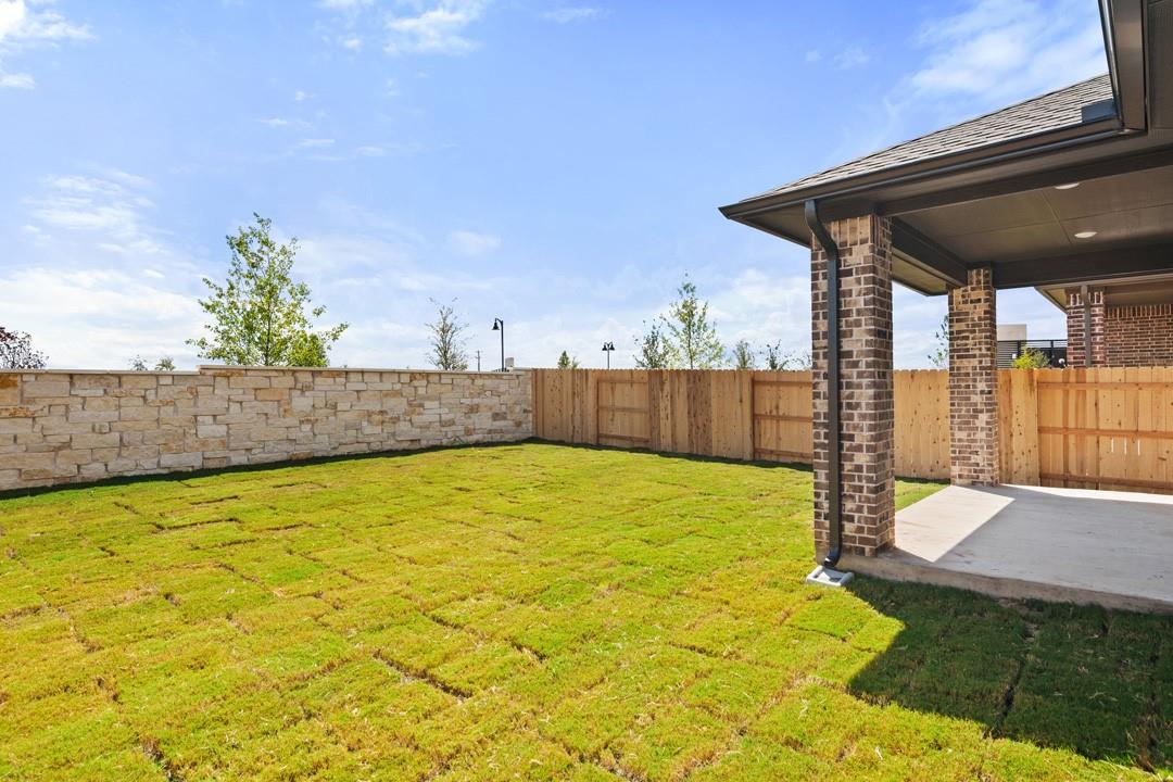 340 Brandywine Road, Hutto, TX 78634