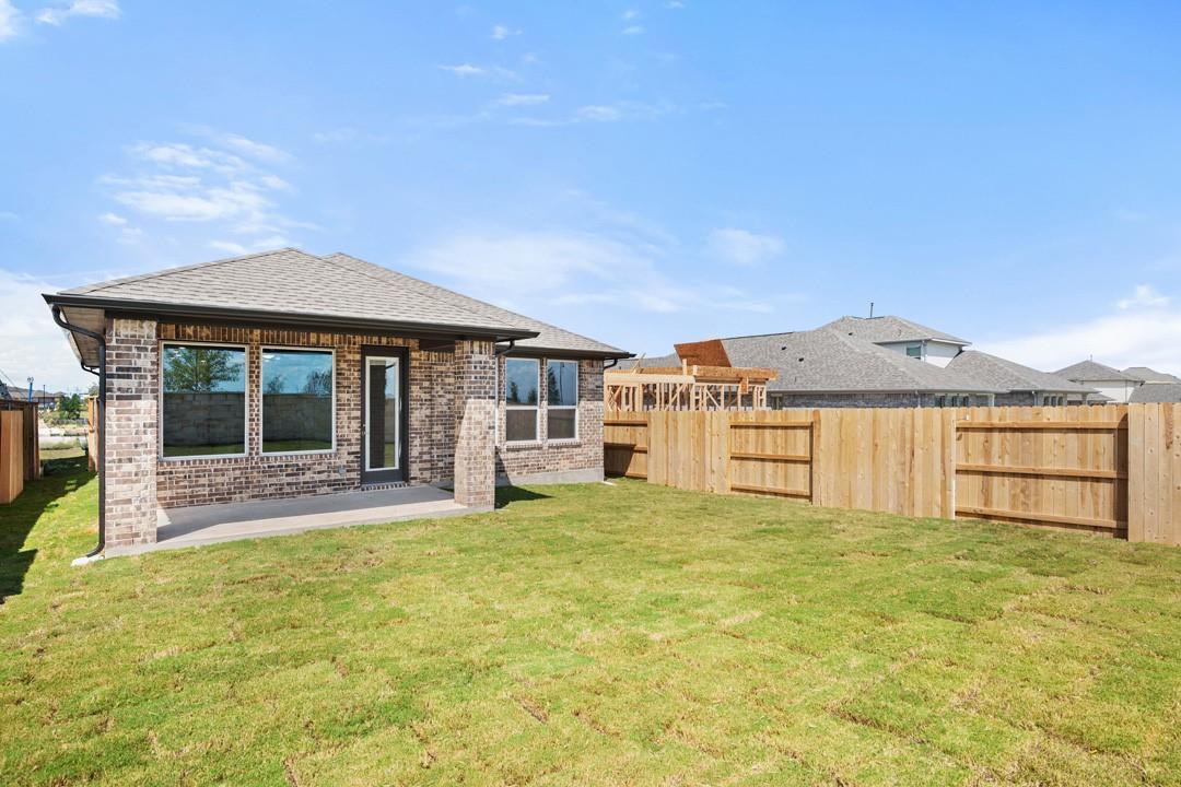 340 Brandywine Road, Hutto, TX 78634