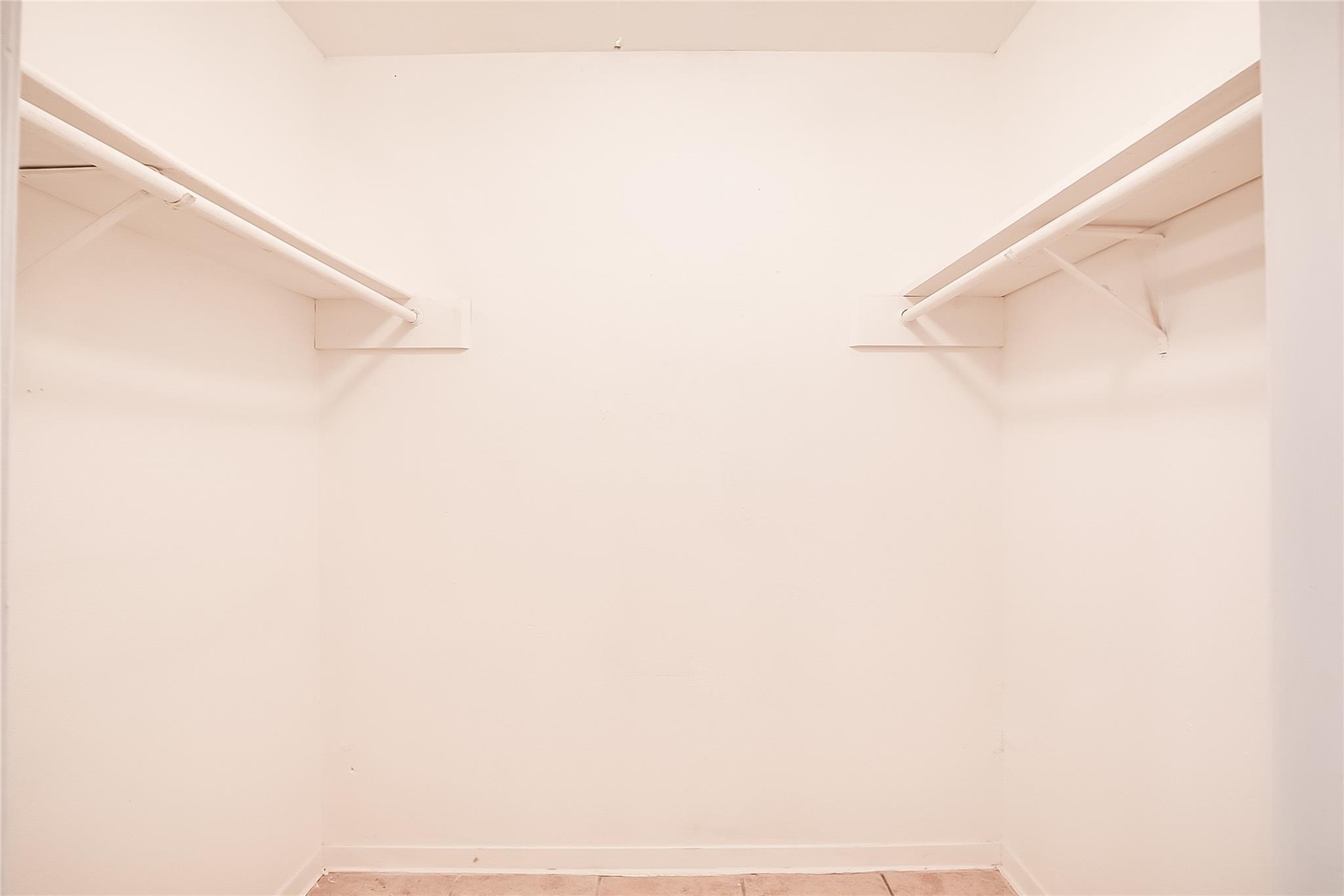 2215 Missionhill Dr # 104, Austin, TX 78741