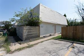 2215 Missionhill Dr # 104, Austin, TX 78741