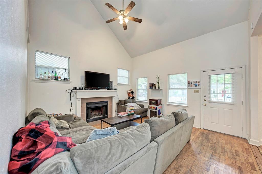 1205 W 22 1/2 St, Austin, TX 78705