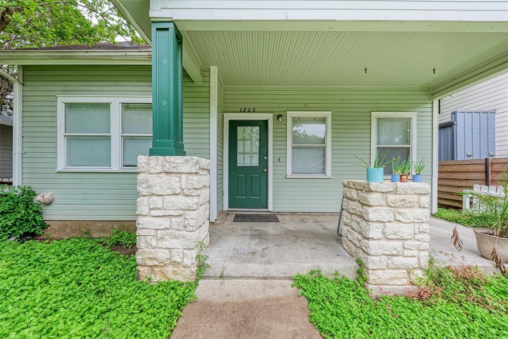 1205 W 22 1/2 St, Austin, TX 78705