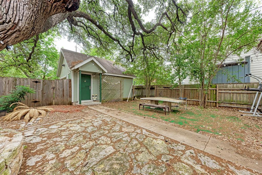 1205 W 22 1/2 St, Austin, TX 78705