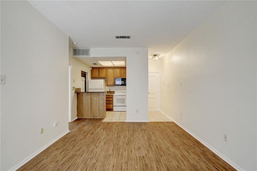 806 W 24th St # 122, Austin, TX 78705