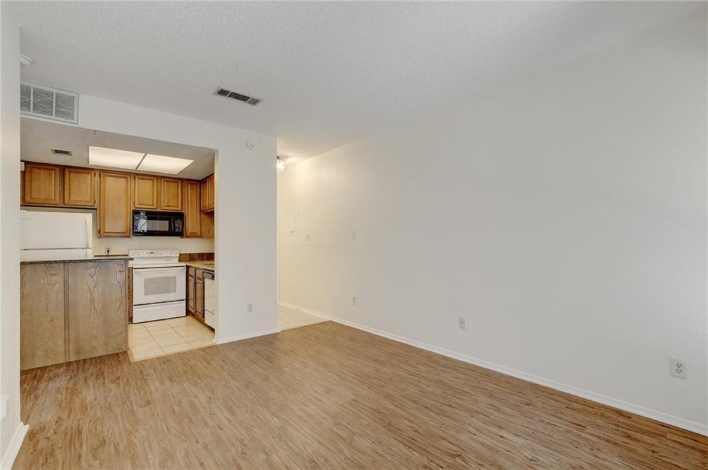 806 W 24th St # 122, Austin, TX 78705