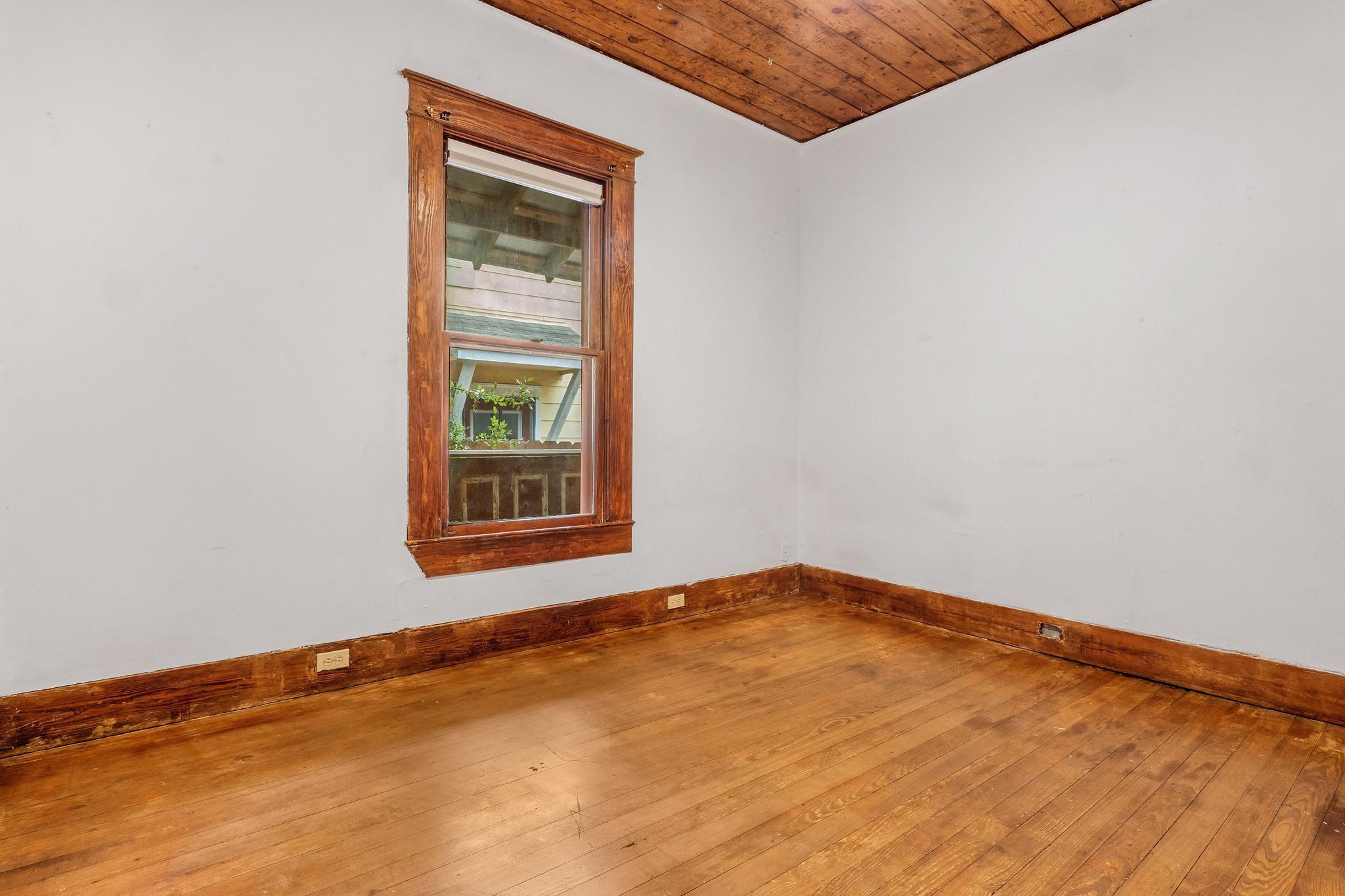 1704 Singleton Ave, Austin, TX 78702