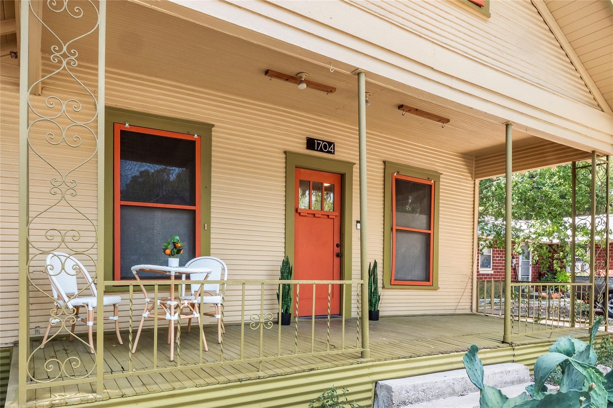 1704 Singleton Ave, Austin, TX 78702