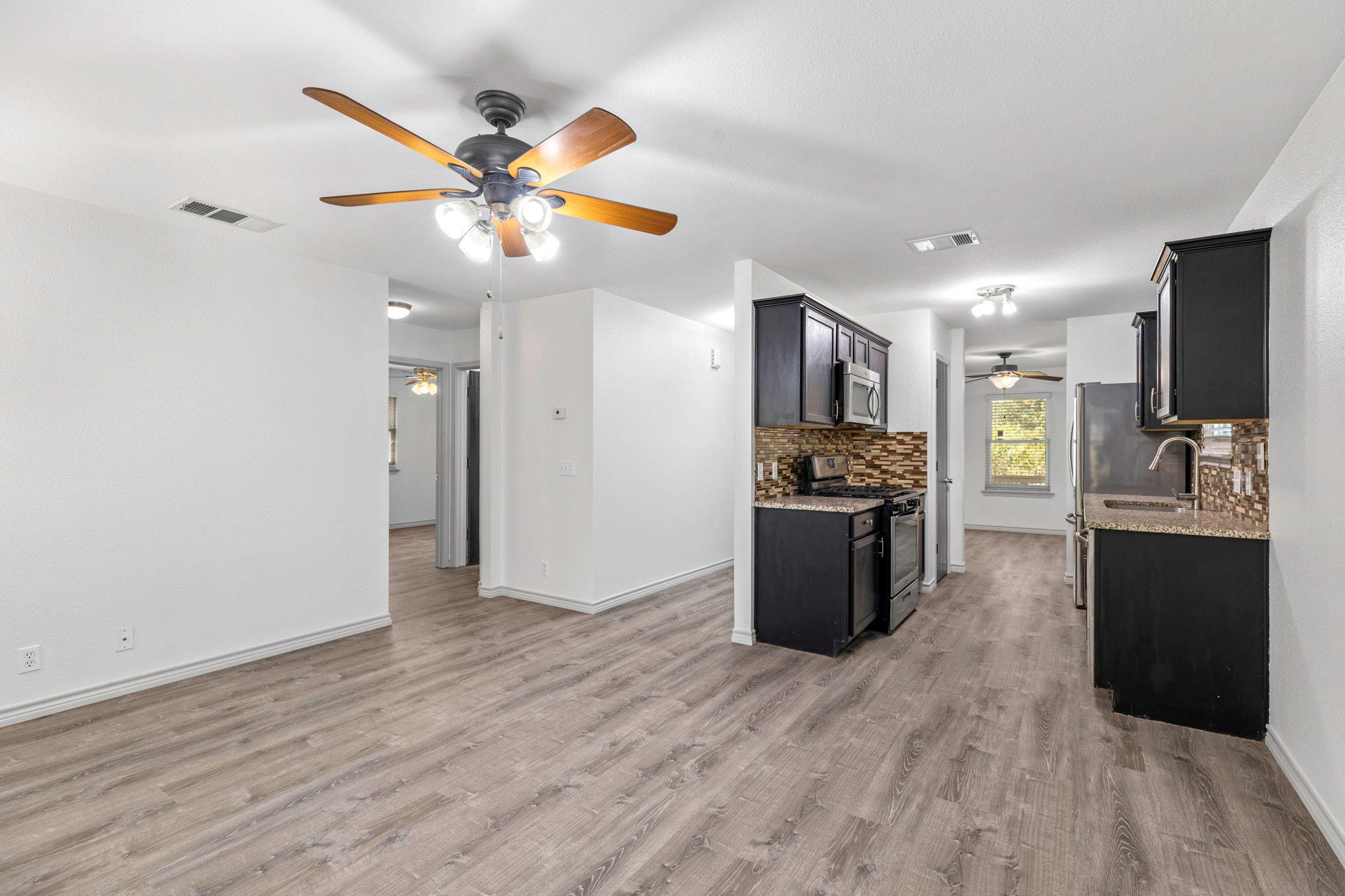 233 Challenger, Kyle, TX 78640