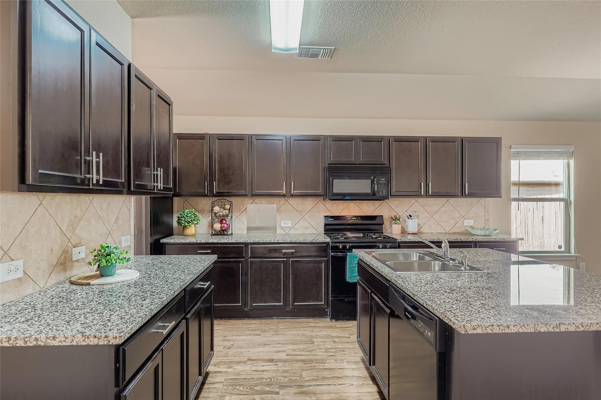 316 Unity, Kyle, TX 78640