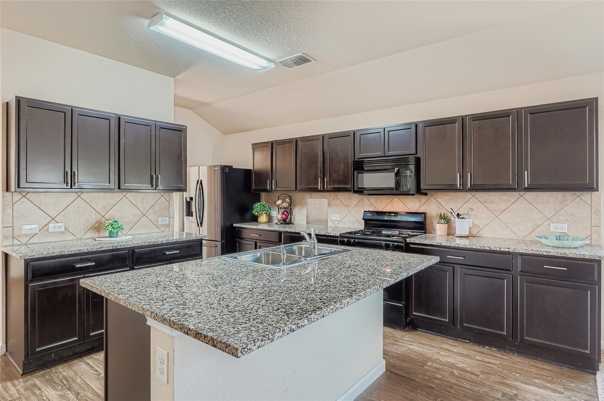 316 Unity, Kyle, TX 78640