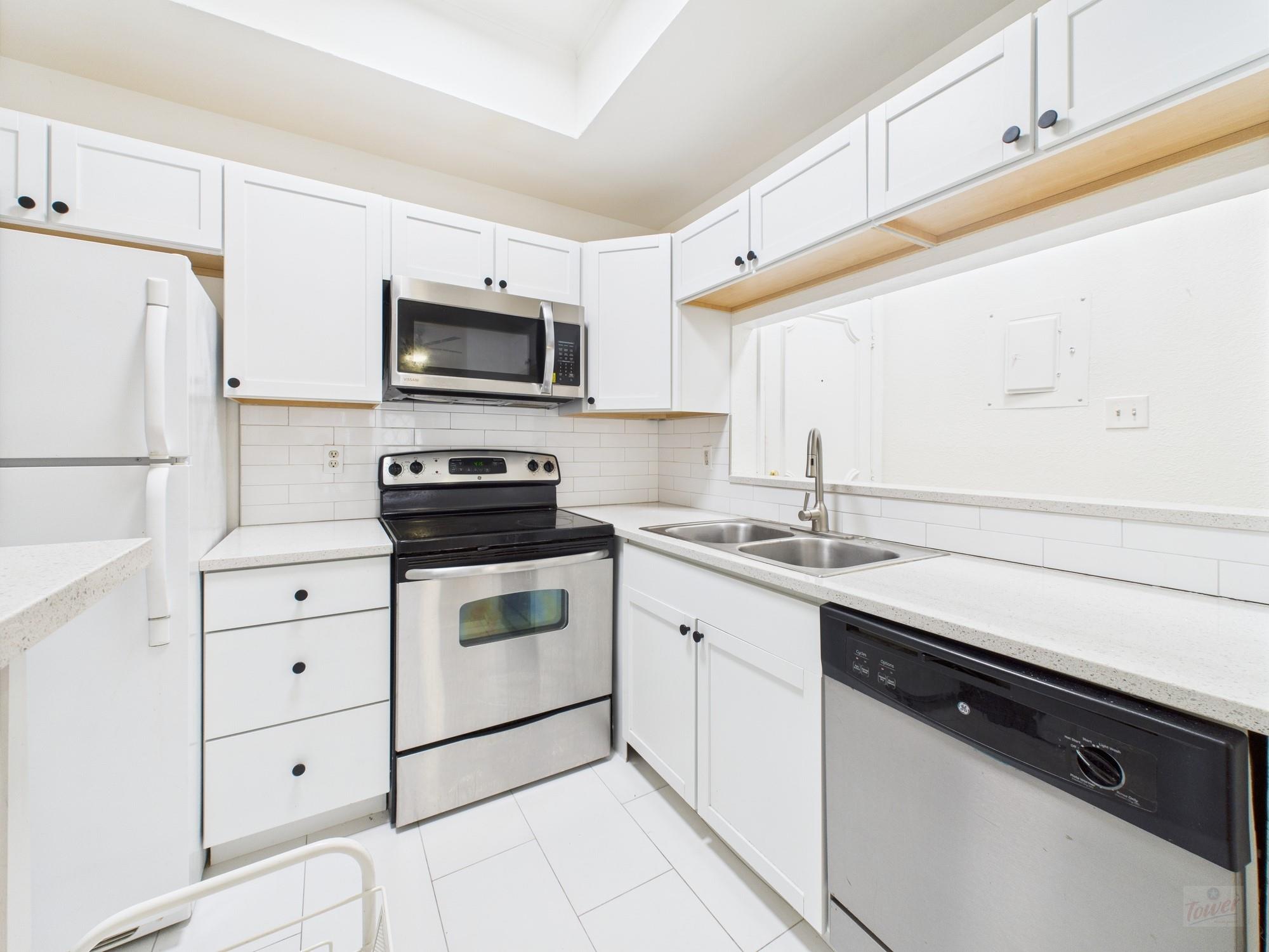 806 W 24th St # 114, Austin, TX 78705