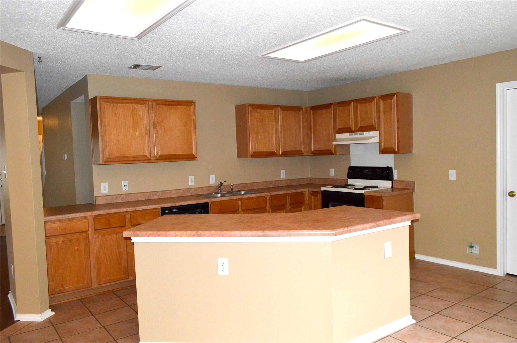 2014 Carriage Club Dr, Cedar Park, TX 78613