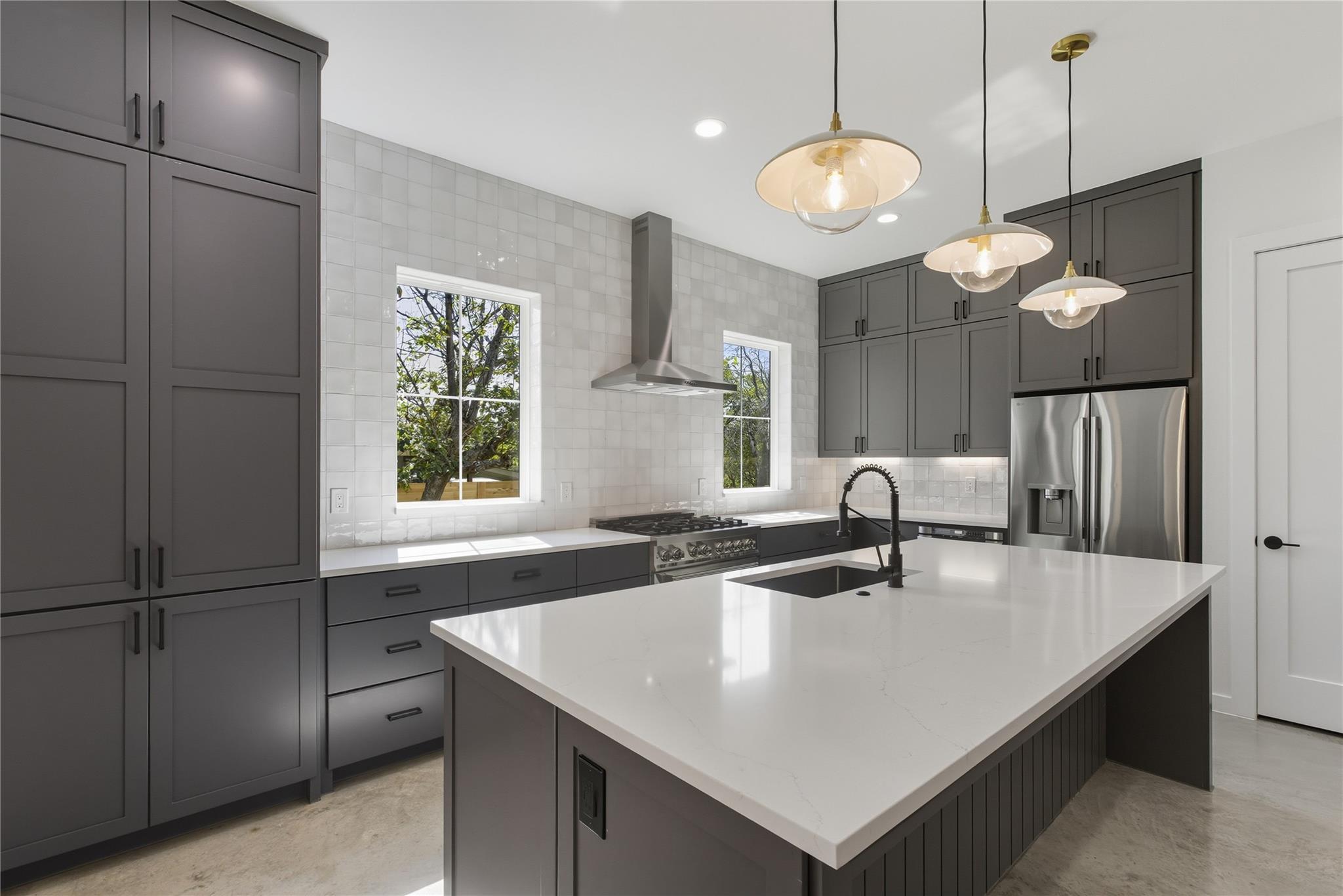 11009 Second St, Jonestown, TX 78645