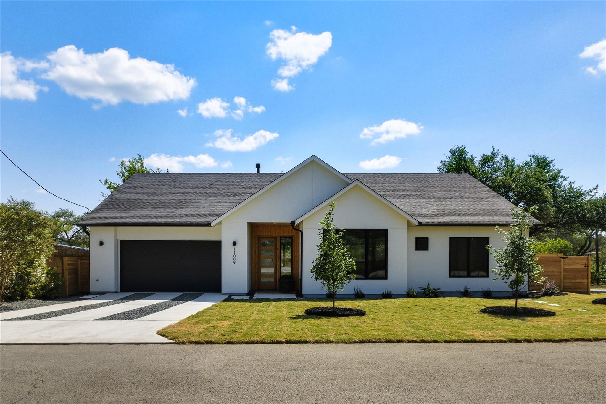 11009 Second St, Jonestown, TX 78645