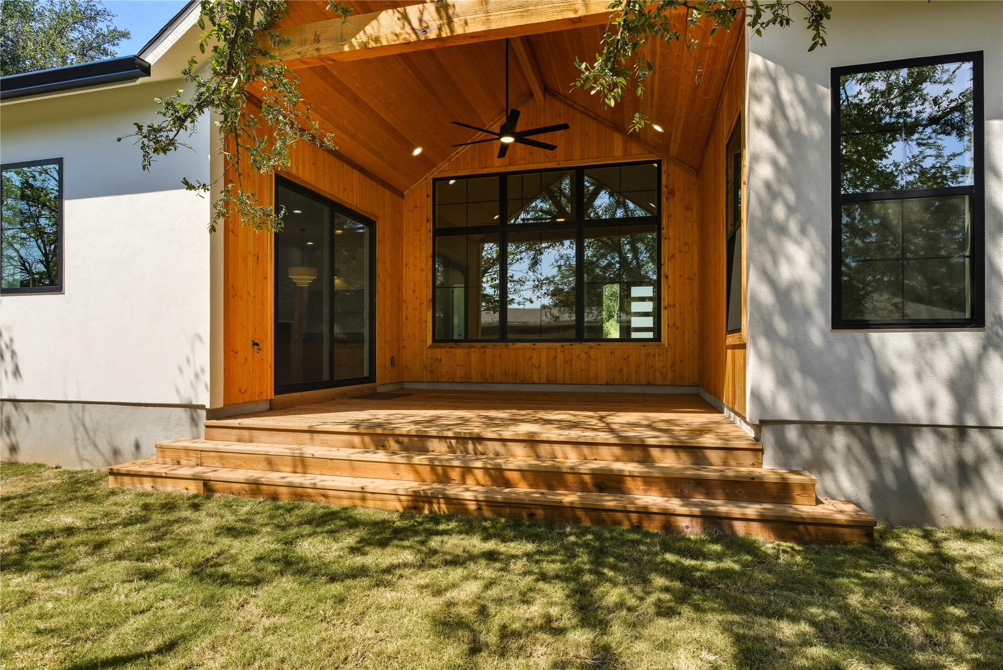 11009 Second St, Jonestown, TX 78645