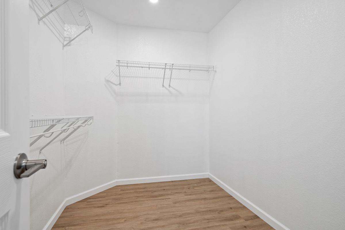 101 Redwood Dr, Kyle, TX 78640