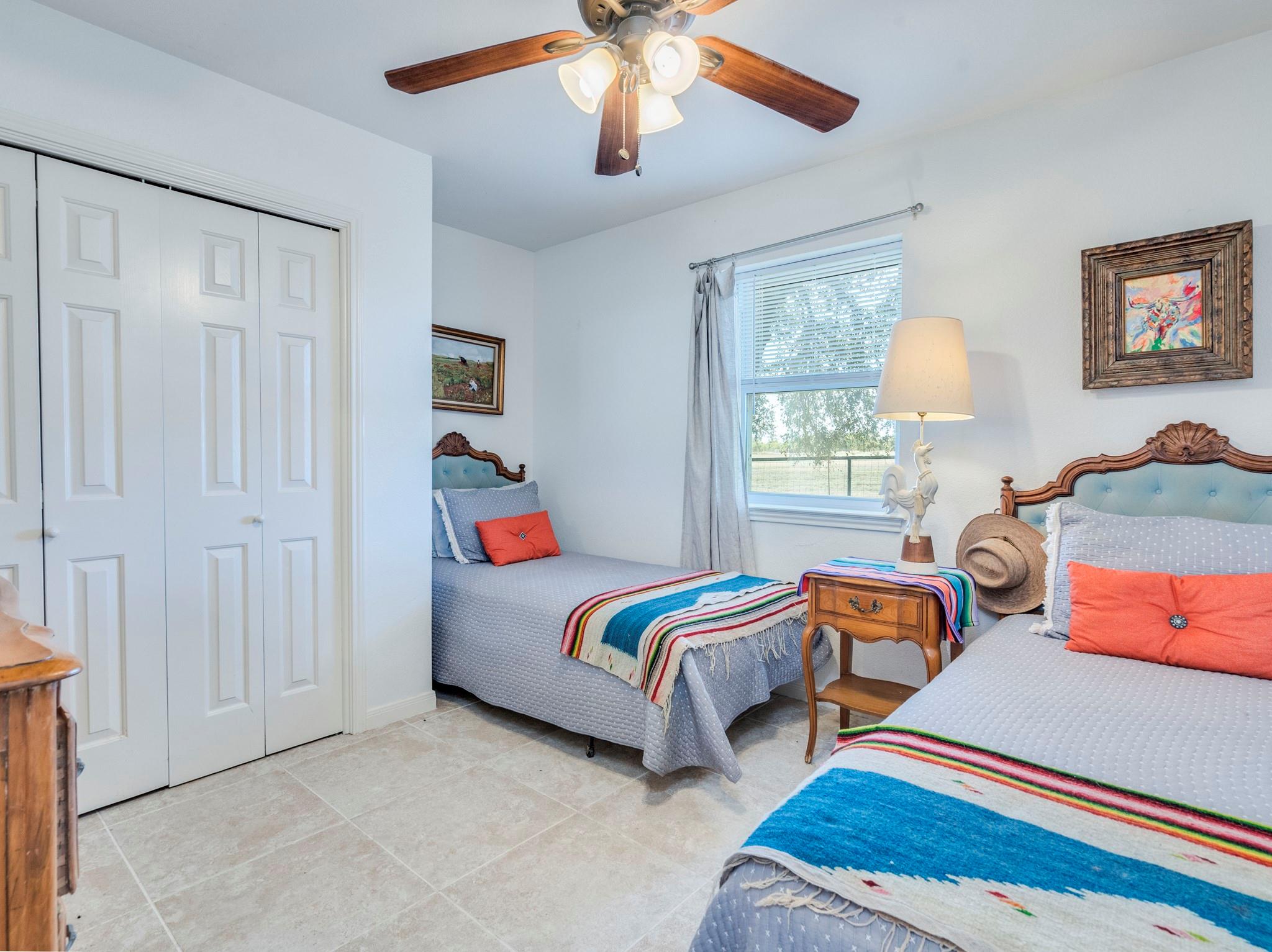 182 Lantana Ln, Maxwell, TX 78656