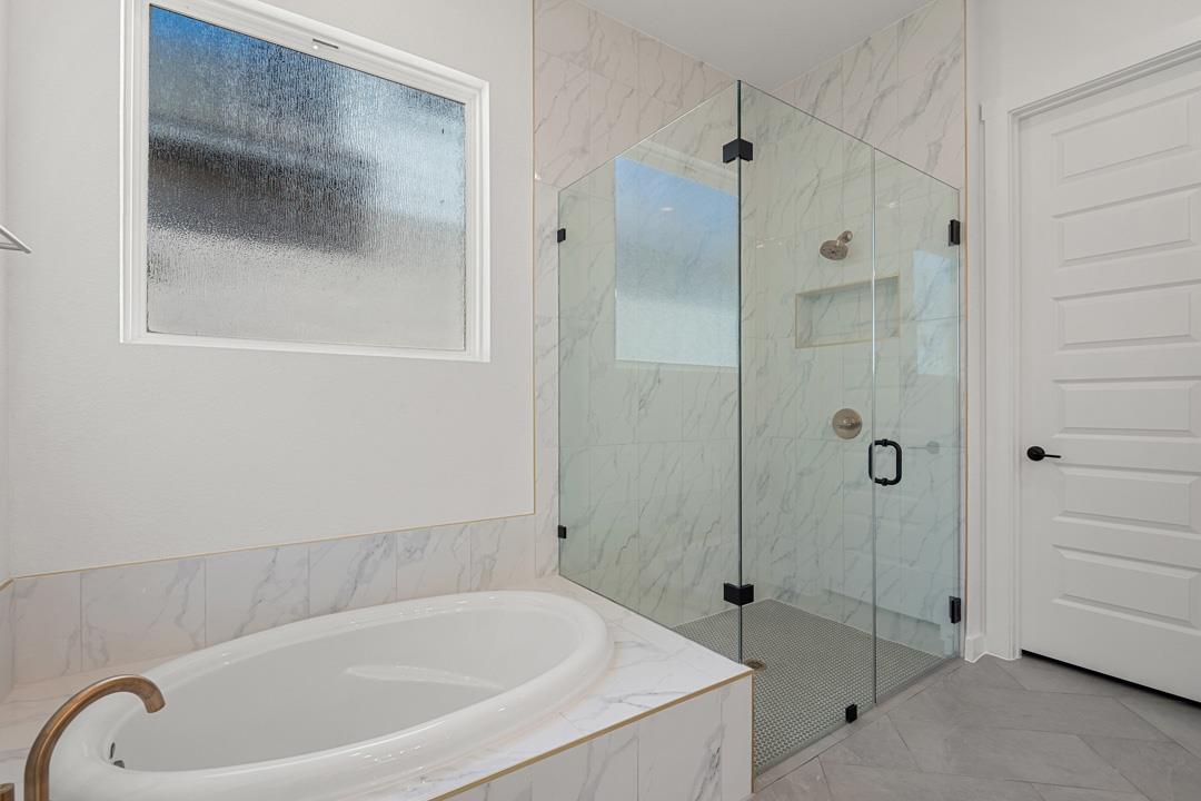 209 Smoke Signal Court, Liberty Hill, TX 78642