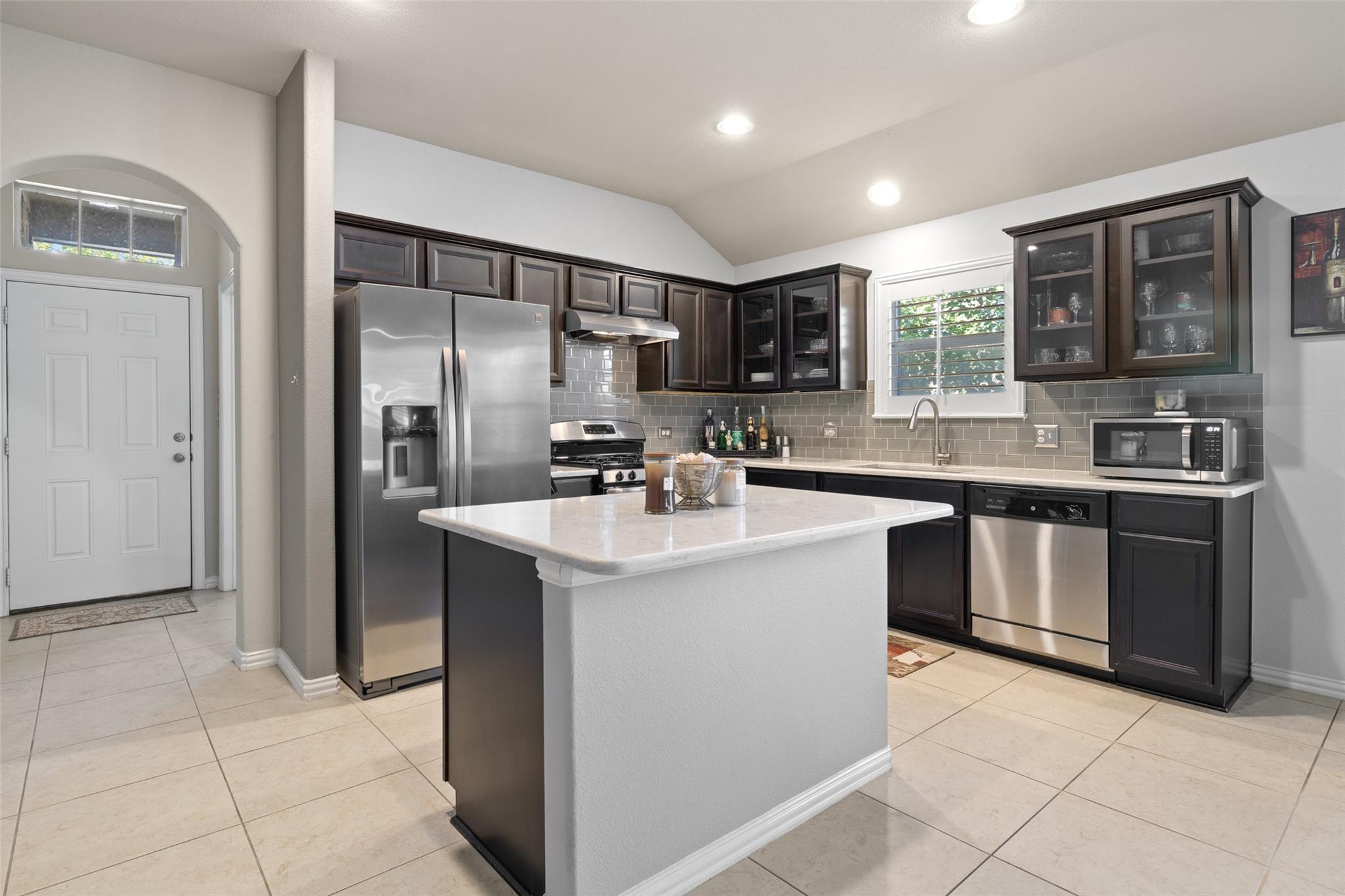 339 Strawberry Blonde Dr, Buda, TX 78610