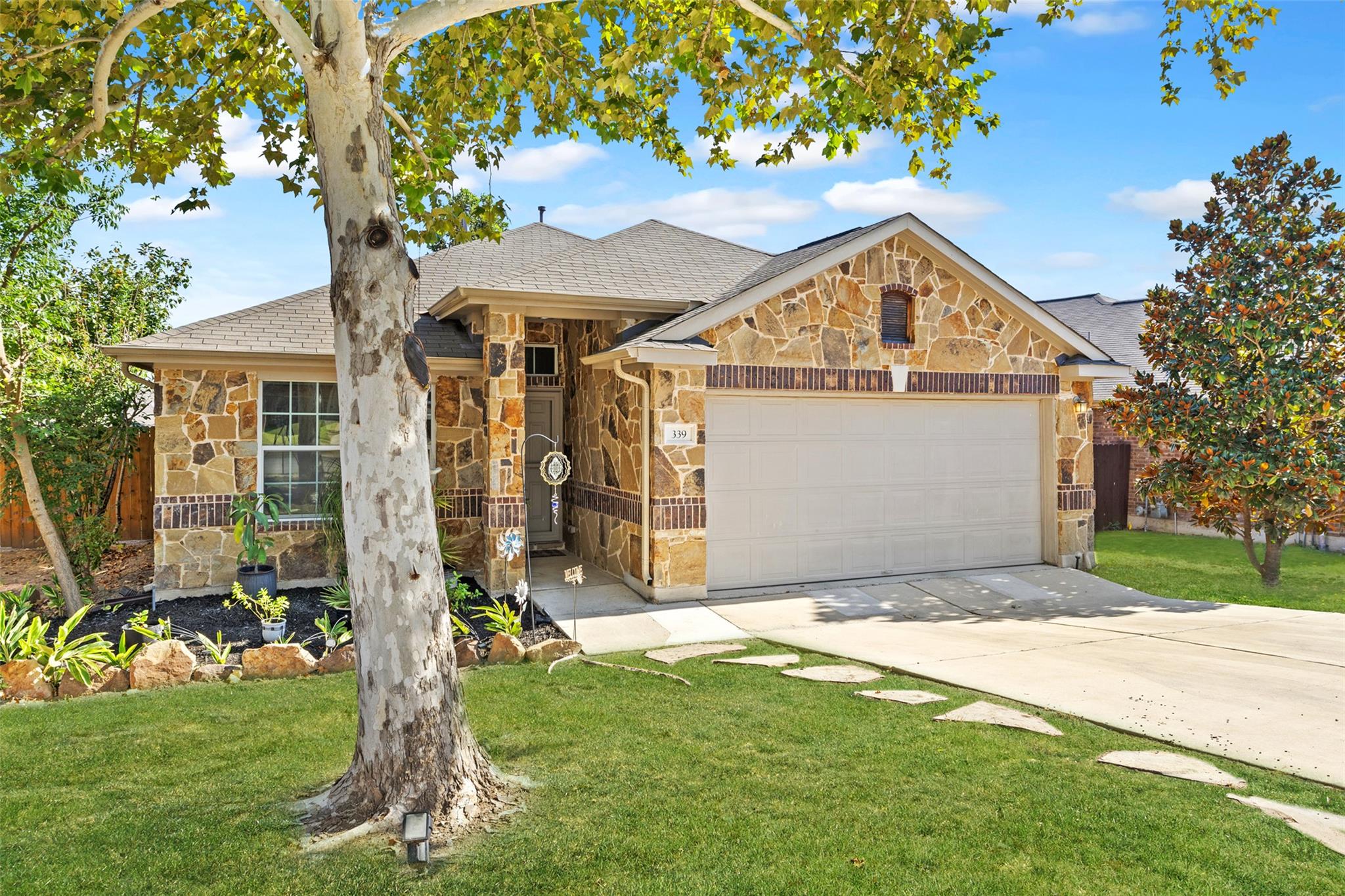 339 Strawberry Blonde Dr, Buda, TX 78610