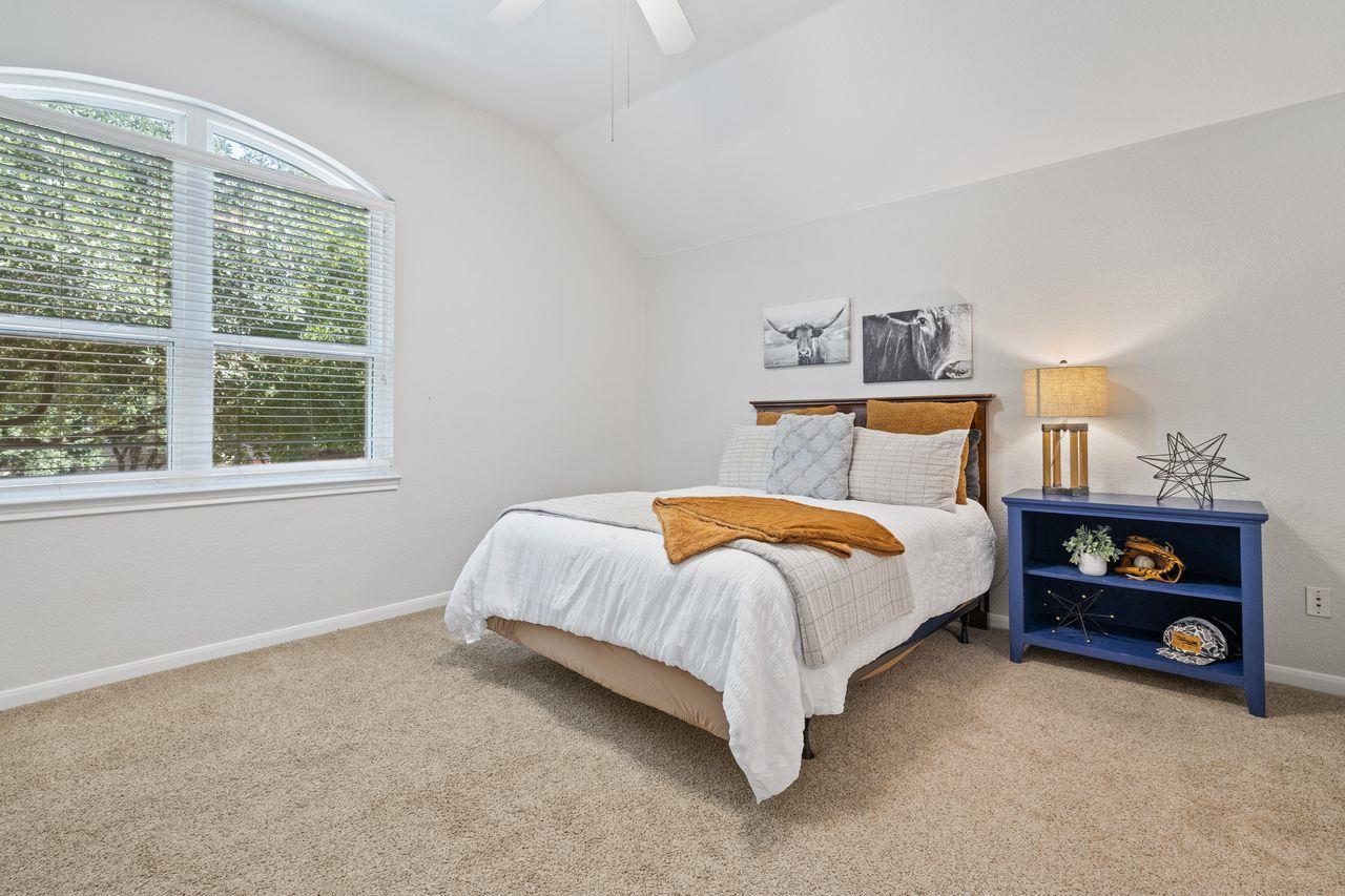 2649 Henley Dr, Round Rock, TX 78681