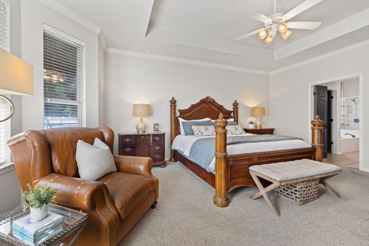 2649 Henley Dr, Round Rock, TX 78681